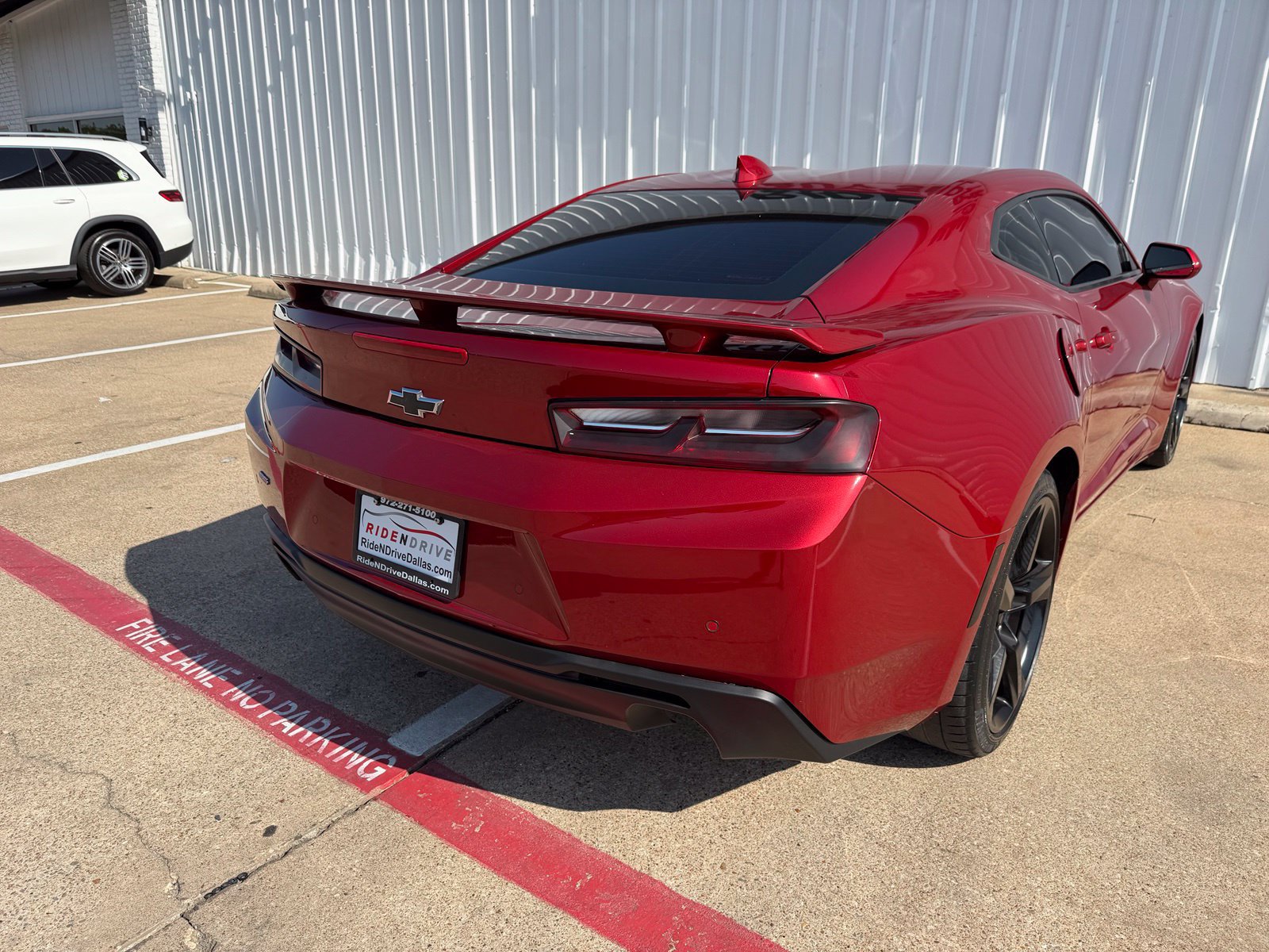 Used 2018 Chevrolet Camaro SS RWD image 6