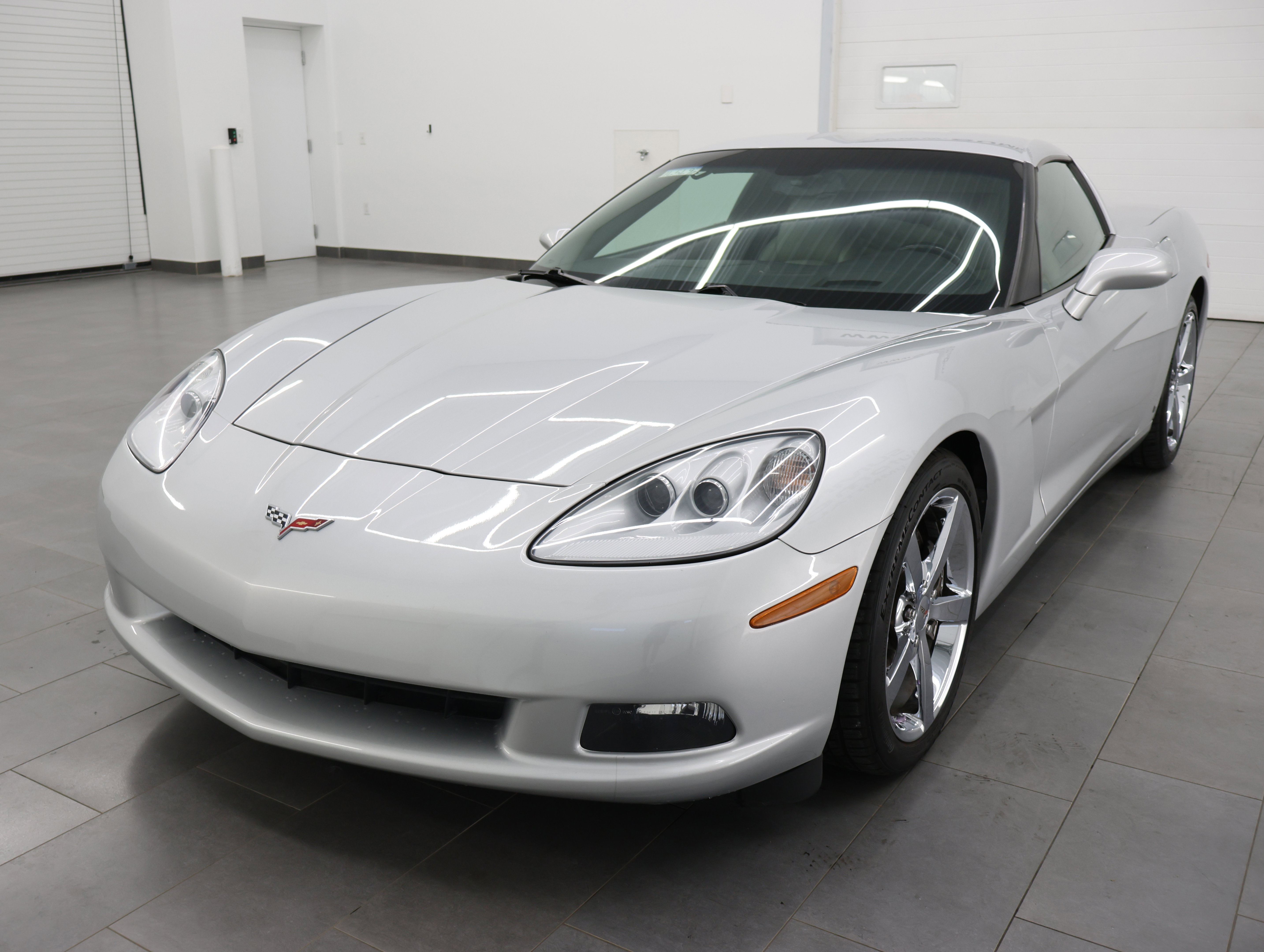 Used 2009 Chevrolet Corvette Coupe w/ Preferred Equipment Group RWD image 7