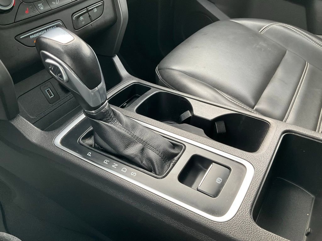 Used 2019 Ford Escape SEL image 12