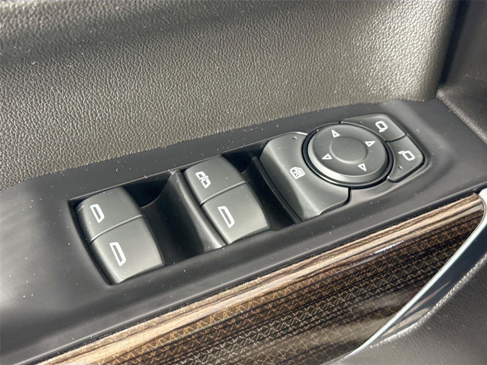 Used 2020 Chevrolet Silverado 1500 RST w/ All-Star Edition AWD/4WD image 26
