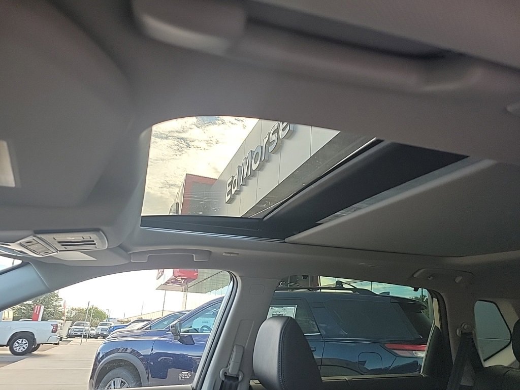 New 2026 Nissan Rogue Platinum w/ Platinum Premium Package image 33