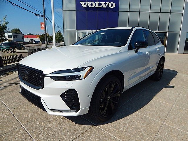 New 2026 Volvo XC60 B5 Ultra w/ Protection Package Premier image 3