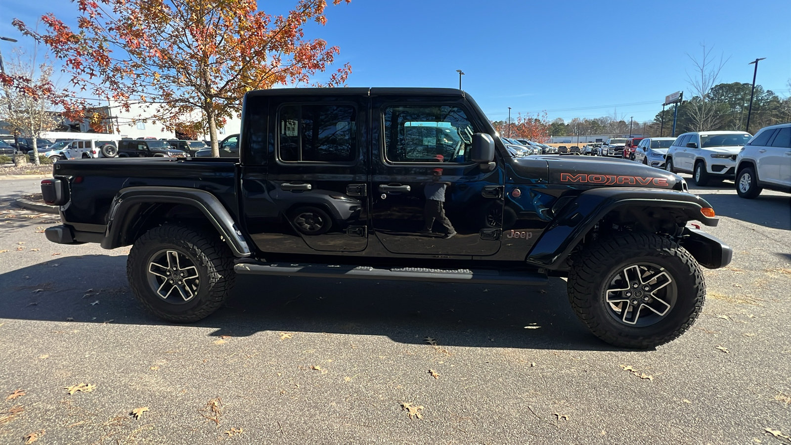 New 2026 Jeep Gladiator Mojave w/ Safety Group AWD/4WD image 7