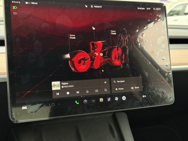 Used 2024 Tesla Model Y 2WD image 12