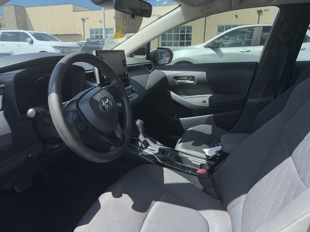Used 2020 Toyota Corolla LE image 6