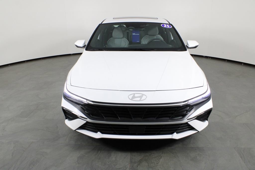 Certified 2025 Hyundai Elantra Limited image 14