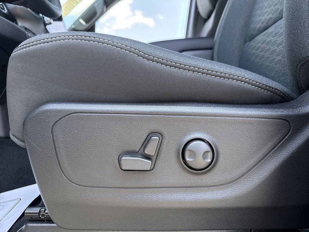 New 2026 RAM 1500 Big Horn AWD/4WD image 11