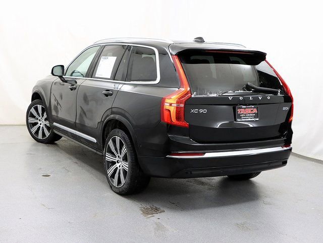 Used 2024 Volvo XC90 B5 Plus image 8