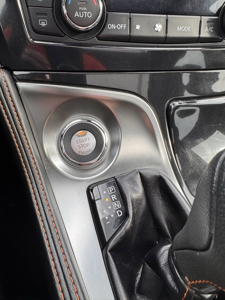 Used 2021 Nissan Maxima SR w/ Sport Mat Group image 21