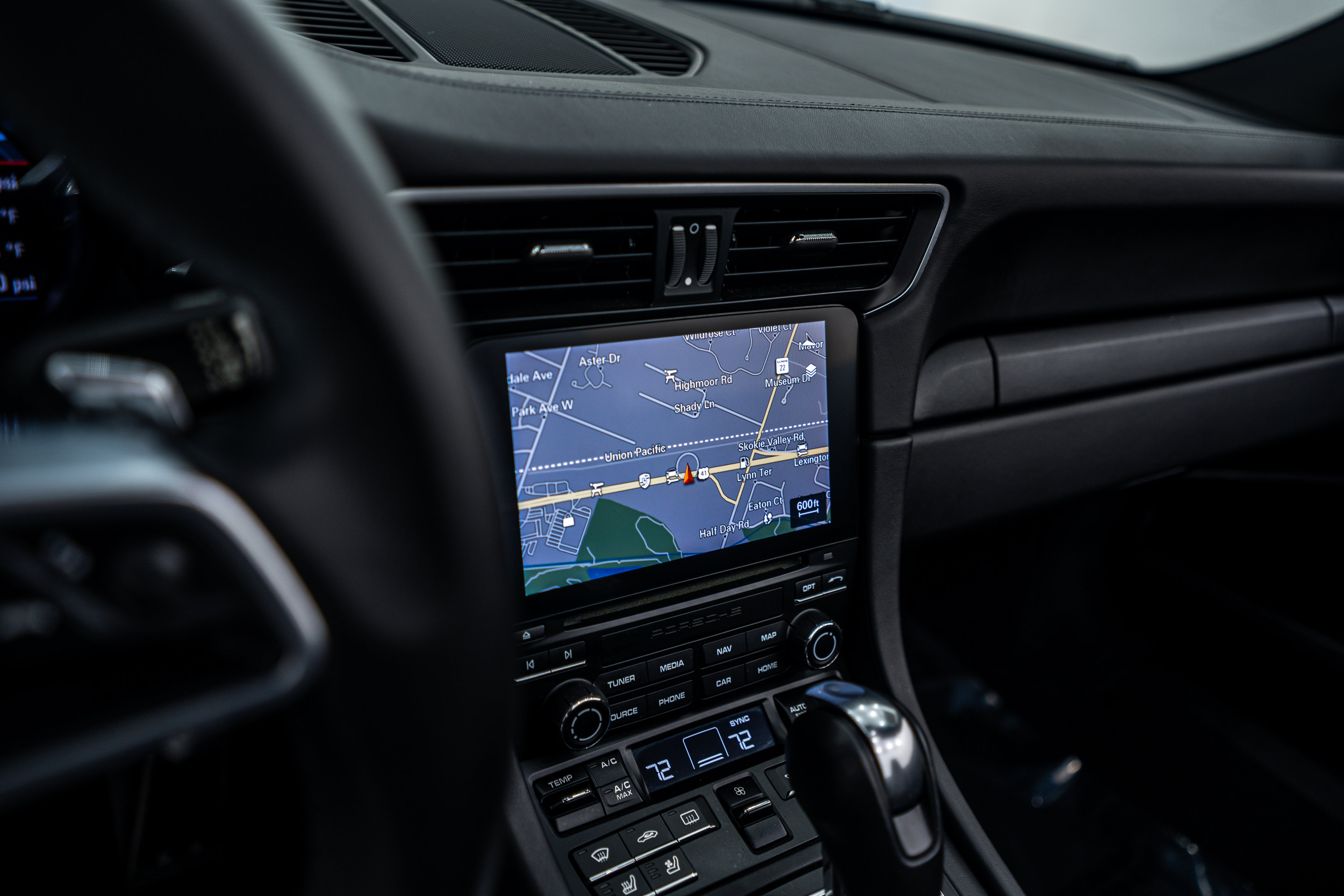 Certified 2019 Porsche 911 Carrera 4 image 17