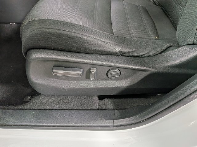 Used 2022 Honda CR-V EX image 15