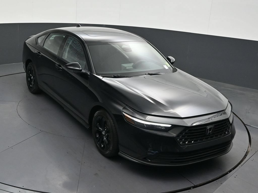 Used 2025 Honda Accord SE image 22