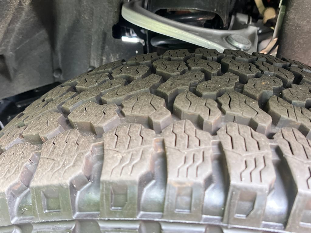 Used 2025 Ford Bronco Badlands w/ Sasquatch Package AWD/4WD image 25
