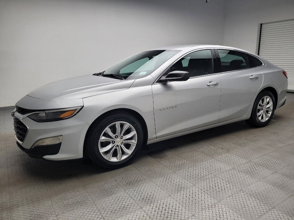 Used 2020 Chevrolet Malibu LT image 2