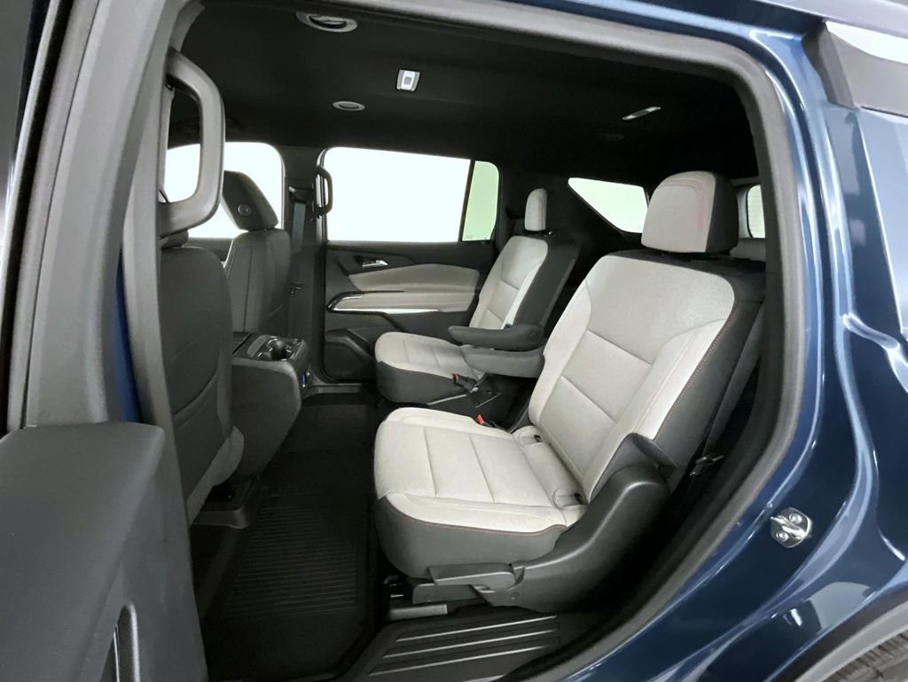 New 2026 Chevrolet Traverse LT w/ LPO, Floor Liner Package image 10