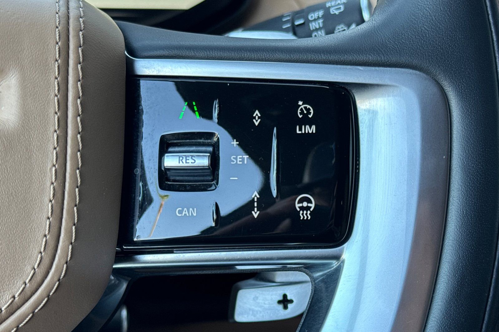 Used 2023 Land Rover Range Rover SE image 29