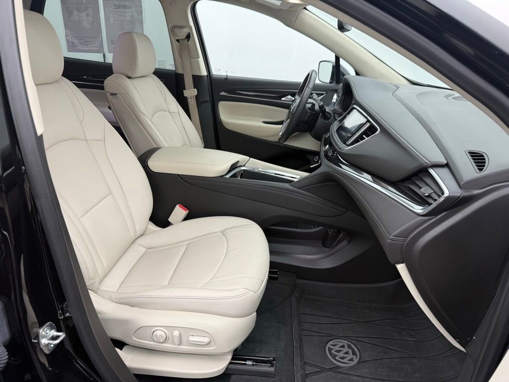 Used 2024 Buick Enclave Essence w/ Sport Touring Edition image 31
