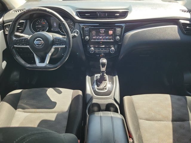 Used 2021 Nissan Rogue Sport SV FWD image 14