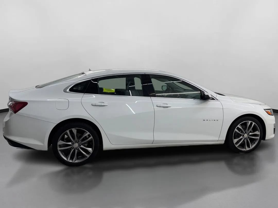 Used 2024 Chevrolet Malibu LT FWD image 11