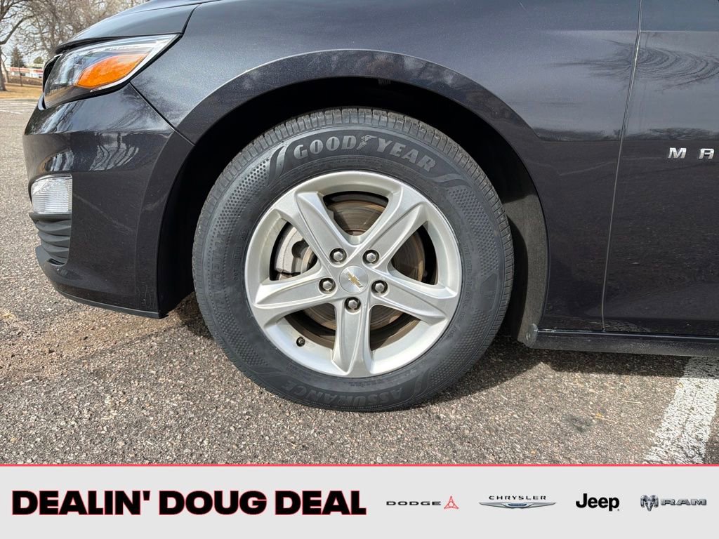 Used 2023 Chevrolet Malibu LT image 14