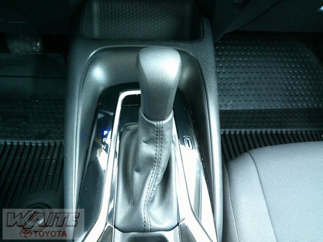 Used 2020 Toyota Corolla LE image 19