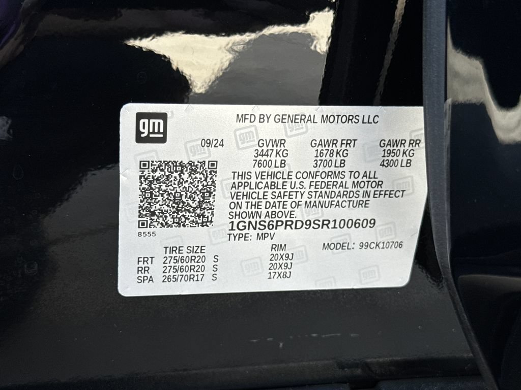 Used 2025 Chevrolet Tahoe Z71 w/ Comfort Package AWD/4WD image 30