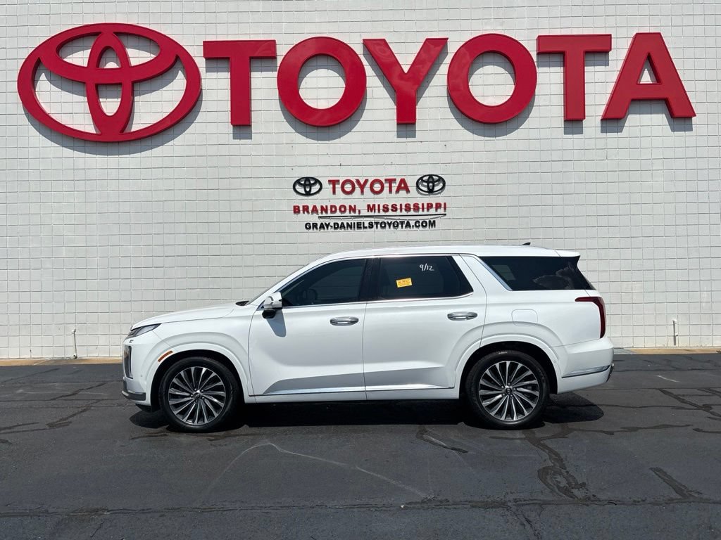 Used 2024 Hyundai Palisade Calligraphy AWD/4WD image 4