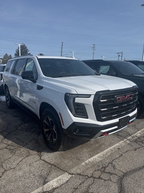 New 2026 GMC Yukon XL AT4 Ultimate image 3