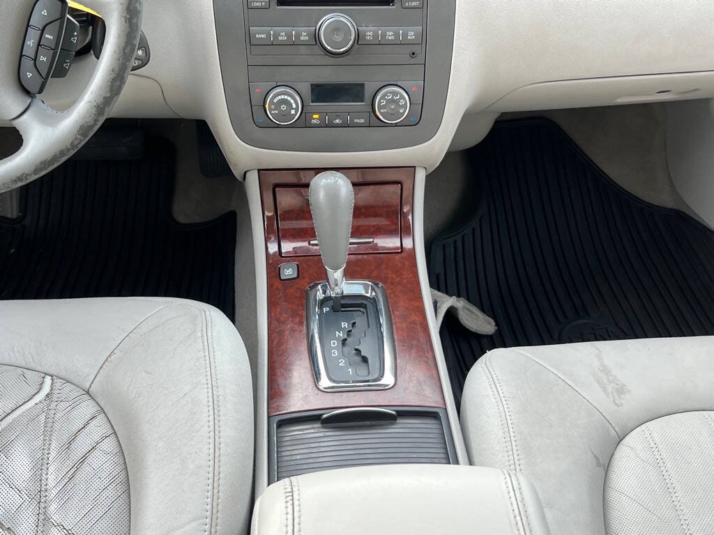 Used 2007 Buick Lucerne CXL w/ Luxury Package FWD image 14