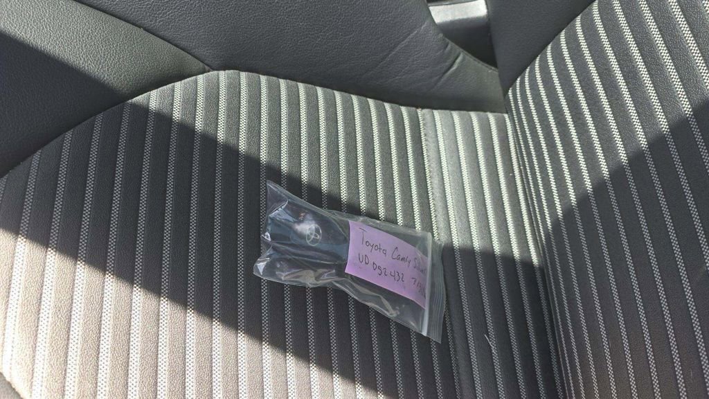 Used 2022 Toyota Camry SE image 6