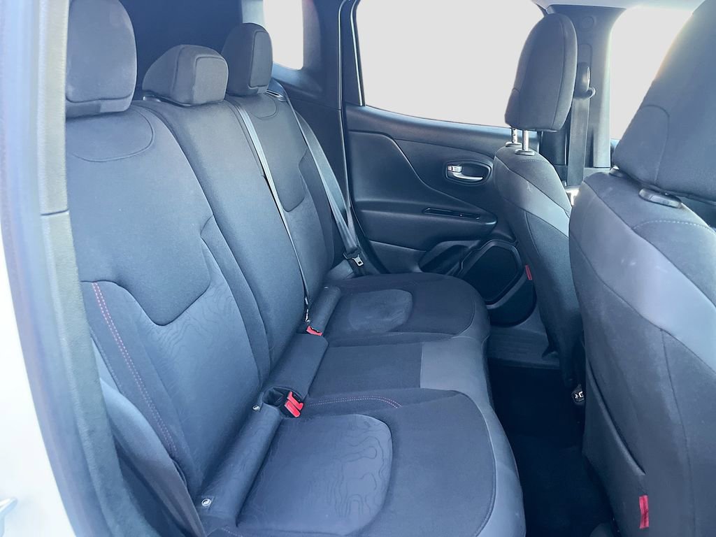 Used 2023 Jeep Renegade Trailhawk AWD/4WD image 26