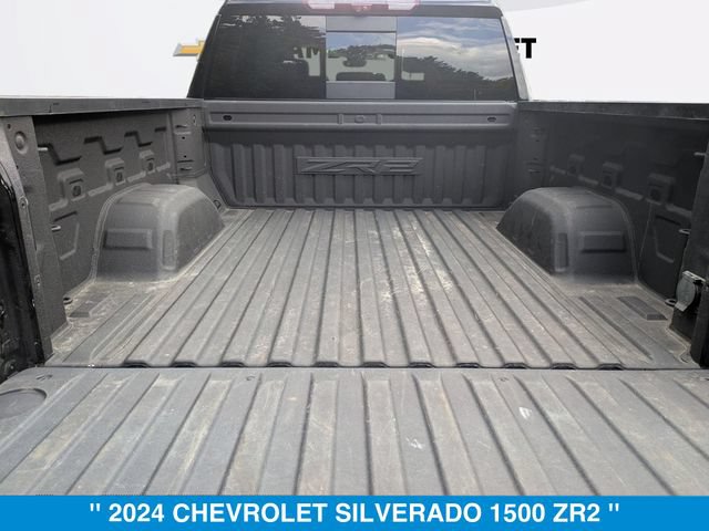 Used 2024 Chevrolet Silverado 1500 ZR2 w/ Technology Package AWD/4WD image 29