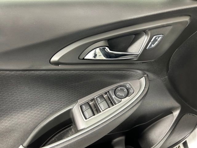 Used 2024 Chevrolet Malibu LT w/ Sport Edition FWD image 13
