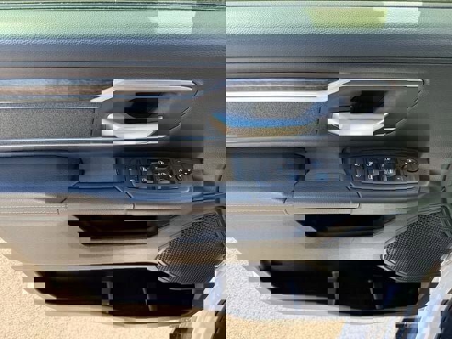 Used 2020 RAM 1500 Big Horn image 3