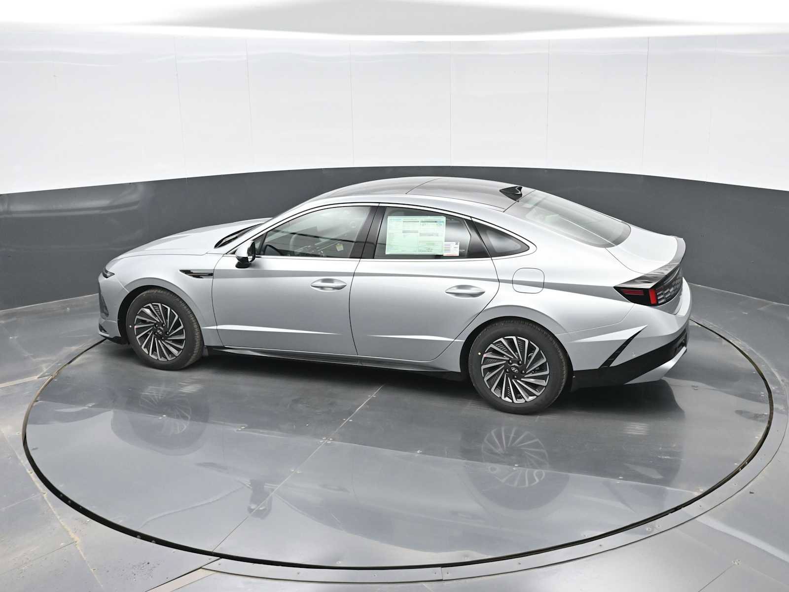 New 2026 Hyundai Sonata Limited image 23