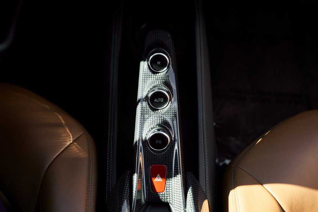 Used 2022 Ferrari F8 Tributo image 63