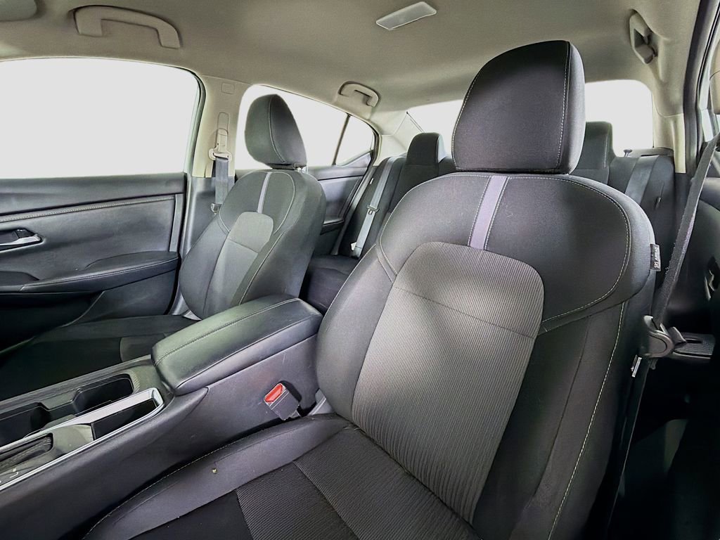 Used 2024 Nissan Sentra SV image 13