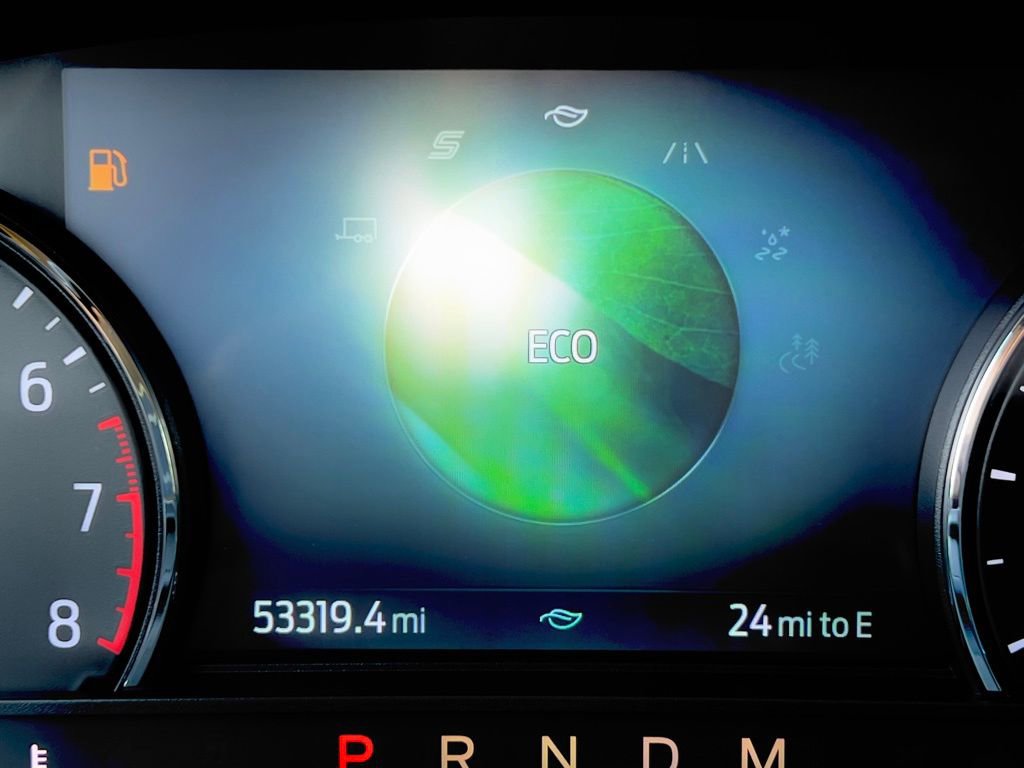 Used 2020 Ford Explorer XLT w/ Equipment Group 202A image 25