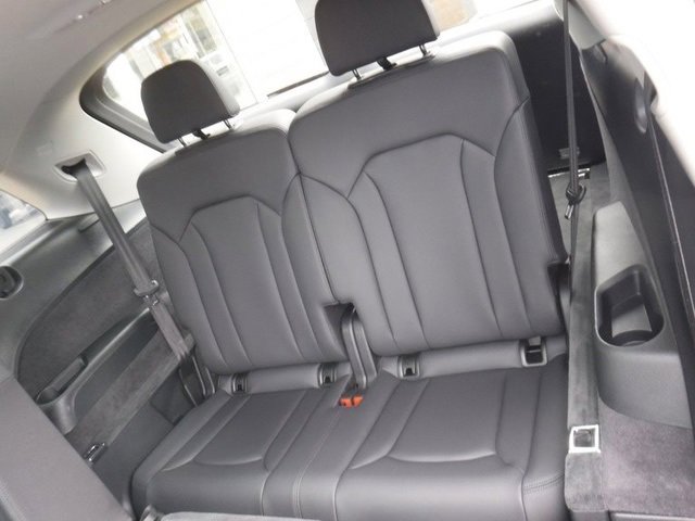 Used 2024 Audi Q7 2.0T Premium Plus image 44