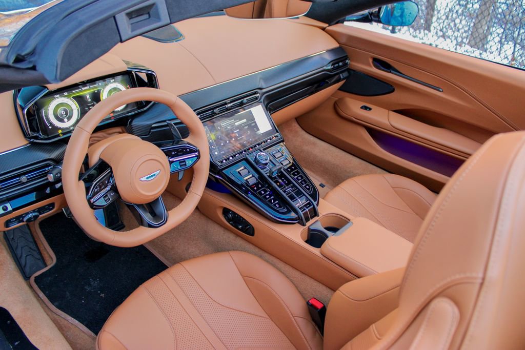 New 2026 Aston Martin V8 Vantage Roadster image 10