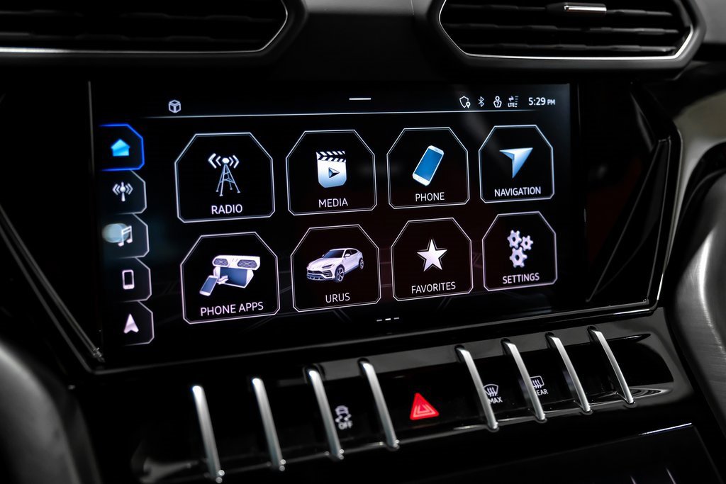 Used 2022 Lamborghini Urus image 25
