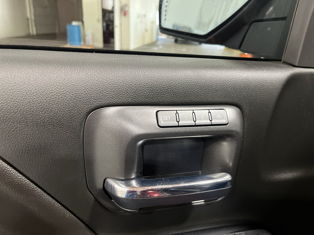 Certified 2018 GMC Sierra 1500 Denali w/ Denali Ultimate Package AWD/4WD image 29