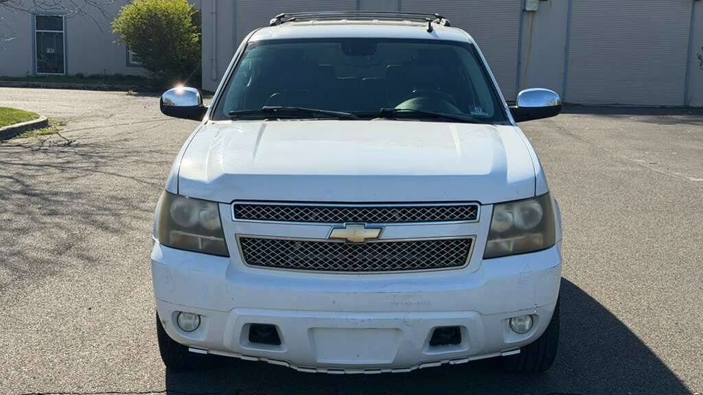 Used 2007 Chevrolet Tahoe LTZ w/ LTZ Preferred Equipment Group image 10