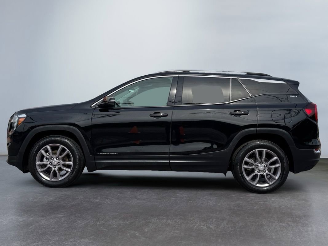 Used 2023 GMC Terrain SLT image 8