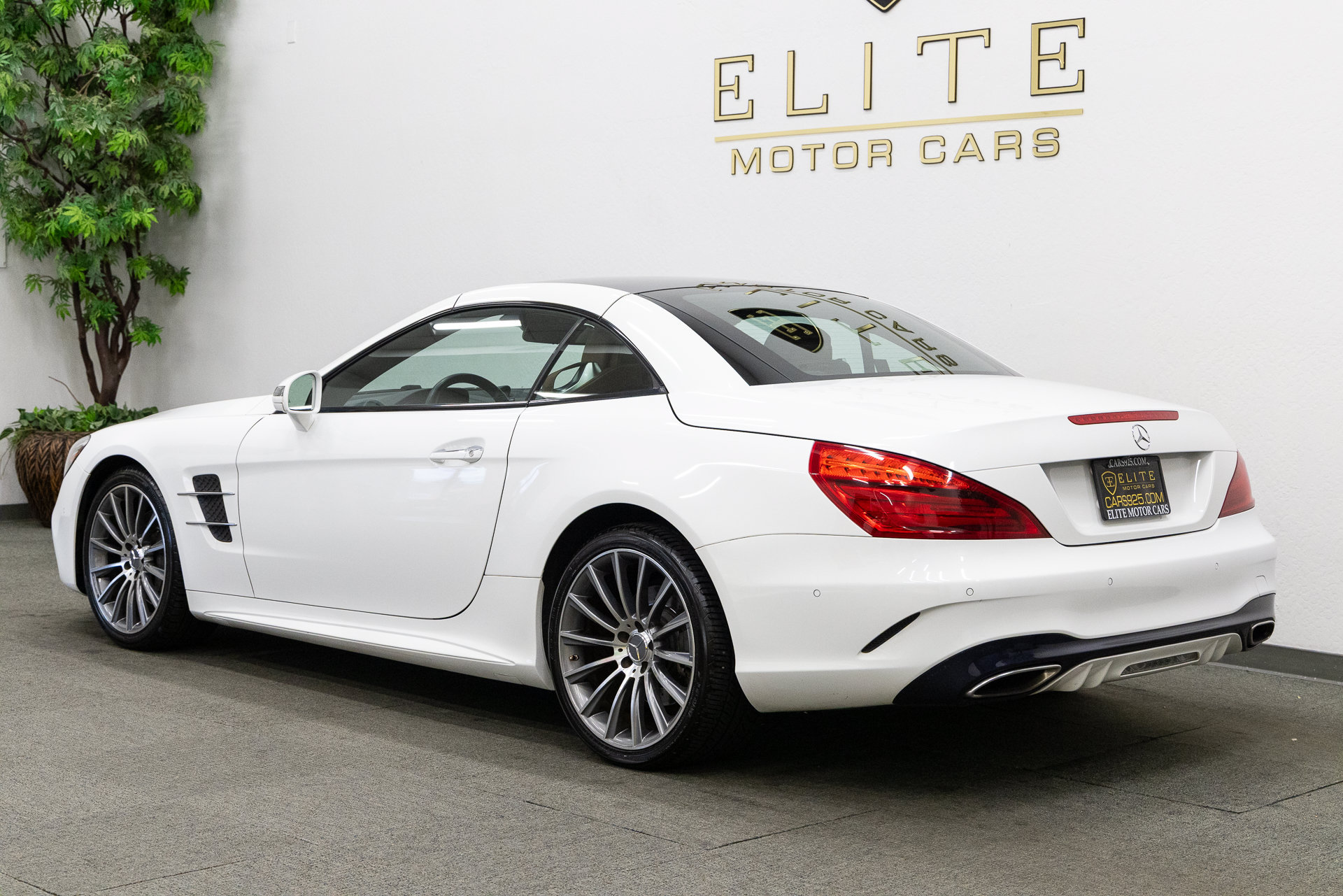 Used 2017 Mercedes-Benz SL 450 image 22