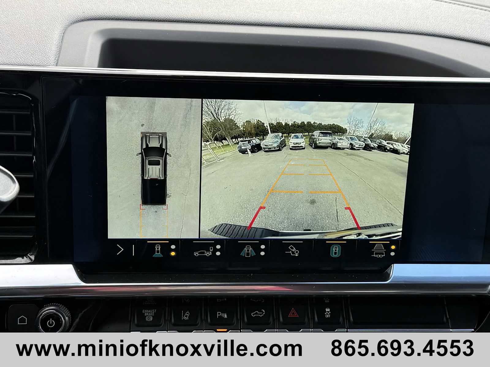 Used 2024 Chevrolet Silverado 3500 LTZ w/ LTZ Premium Package image 30