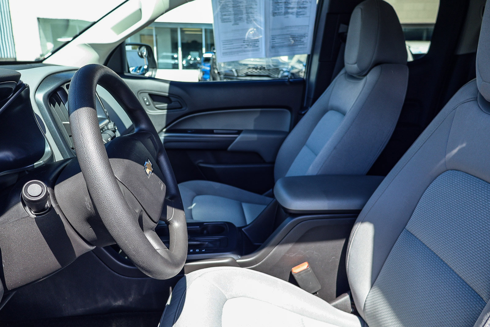 Used 2017 Chevrolet Colorado W/T image 11