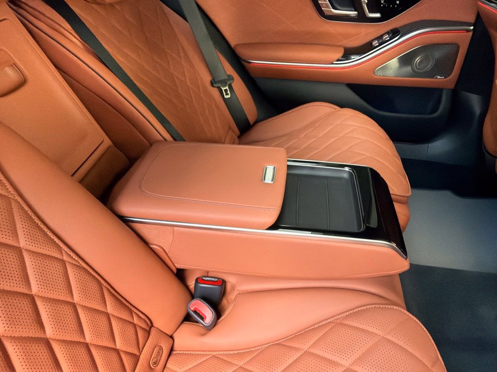 Used 2026 Mercedes-Benz S 580 4MATIC Sedan image 37