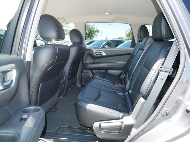 Used 2015 Nissan Pathfinder SL w/ Trailer Tow Package FWD image 17
