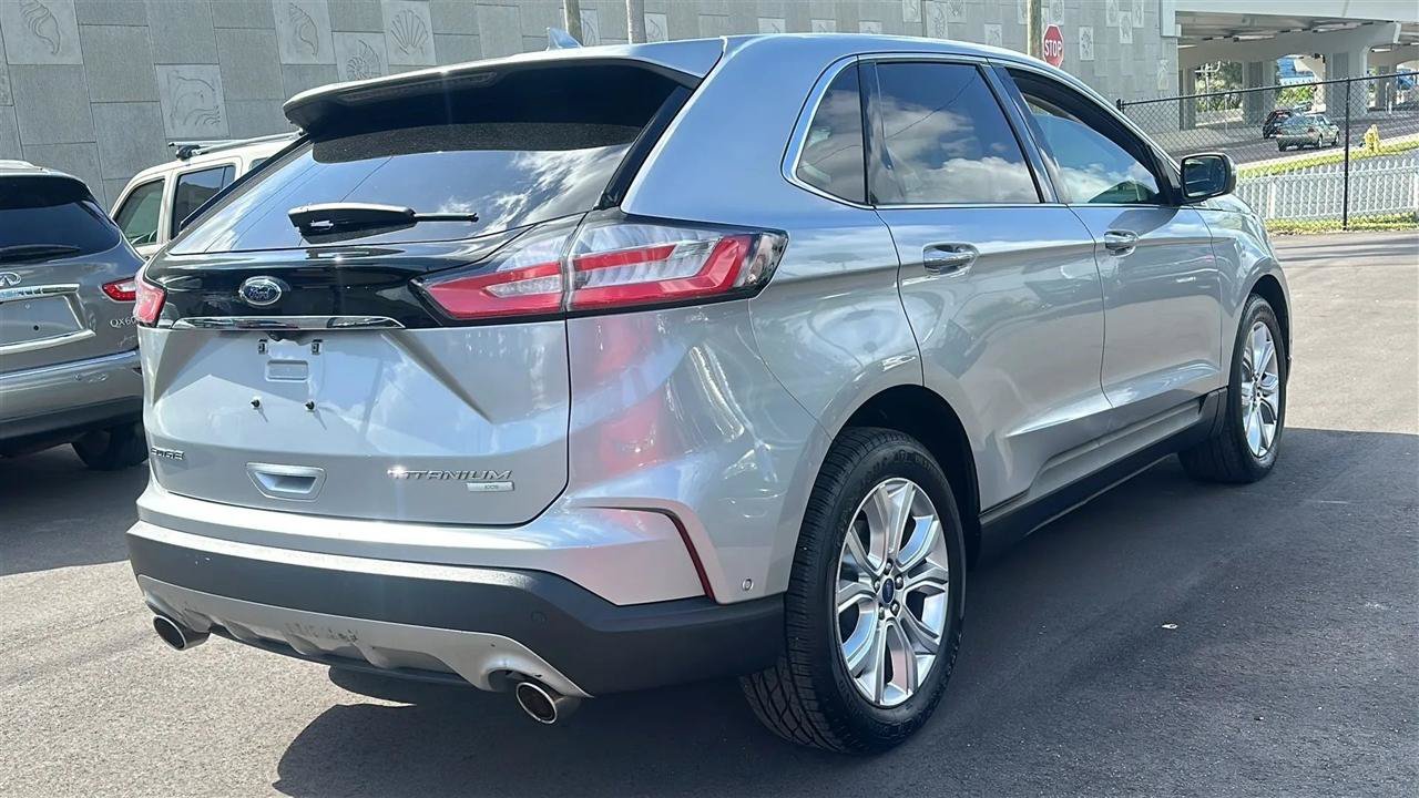 Used 2020 Ford Edge Titanium w/ Equipment Group 301A FWD image 8